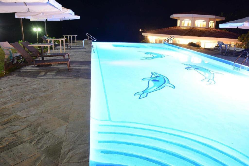 Sherwood Bay Resort & Aqua Sports Inc. Tabalong Экстерьер фото
